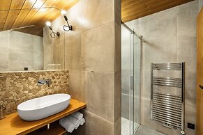 Cerny Dul Kcmv115 in Cern Dul