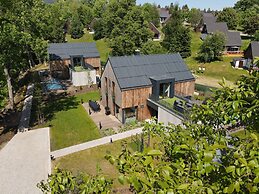 Cerny Dul Kcmv115 in Cern Dul