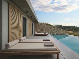 Marelys Villa  by Halkidiki Villas