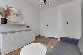 Bastion Wałowa City Center & Parking by Downtown Apartments