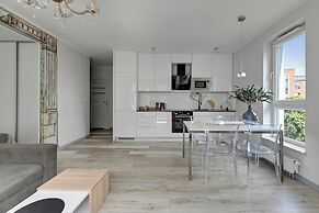 Bastion Wałowa City Center & Parking by Downtown Apartments