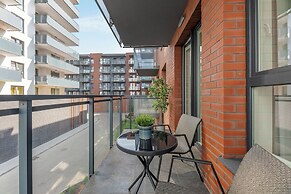 Bastion Wałowa City Center & Parking by Downtown Apartments