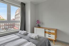 Bastion Wałowa City Center & Parking by Downtown Apartments