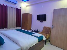 Pavitram Hotel & Banquet