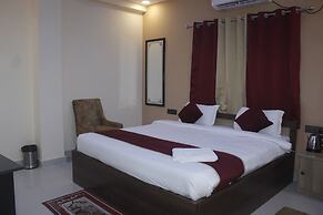 Pavitram Hotel & Banquet