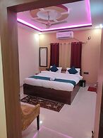 Pavitram Hotel & Banquet