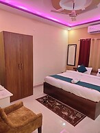 Pavitram Hotel & Banquet