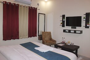 Pavitram Hotel & Banquet