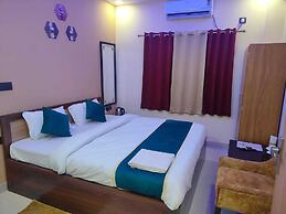 Pavitram Hotel & Banquet