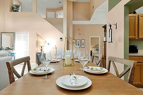 Near Disney & Universal: Family Retreat in Orlando