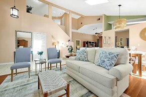 Near Disney & Universal: Family Retreat in Orlando