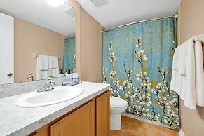 Near Disney & Universal: Family Retreat in Orlando