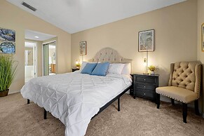 Near Disney & Universal: Family Retreat in Orlando