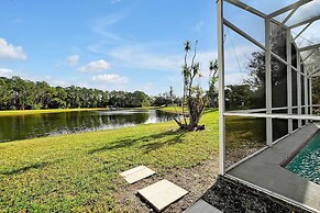 Near Disney & Universal: Family Retreat in Orlando