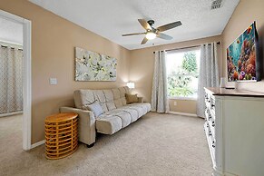 Near Disney & Universal: Family Retreat in Orlando