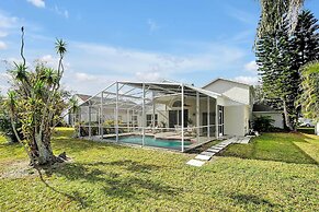 Near Disney & Universal: Family Retreat in Orlando