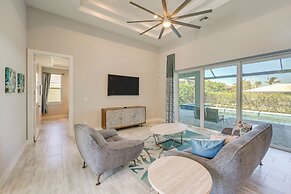 < 2 Mi to Marco Beach: Luxe Home w/ Outdoor Oasis