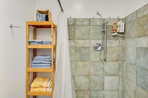 2 Mi to UO: Cozy Retreat in Eugene!