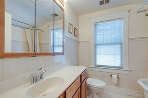 1 Mi to East Falls Station: Home w/ Office!