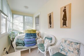 1 Mi to East Falls Station: Home w/ Office!