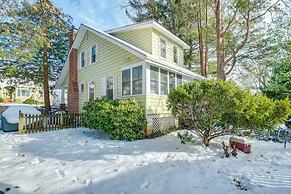 1 Mi to East Falls Station: Home w/ Office!