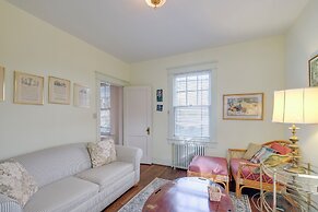 1 Mi to East Falls Station: Home w/ Office!