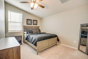 Covered Patio & Community Pool: Home in Surprise