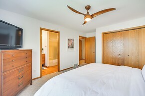 Boat Dock, Full Gym: Waterfront Nelson Lake Gem!