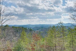 5 Mi to Cherokee Lake: Murphy Cabin w/ Deck
