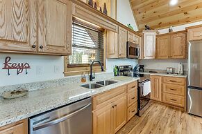 5 Mi to Cherokee Lake: Murphy Cabin w/ Deck