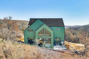 Walk to Lake: Home w/ Game Room in Medicine Park!