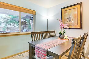 < 2 Mi to Budd Inlet: Pet-friendly Home!