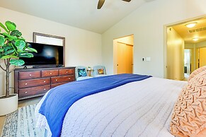 < 2 Mi to Budd Inlet: Pet-friendly Home!