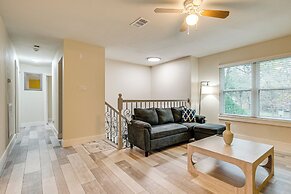 3 Mi to The Woodlands: Warm & Welcoming Home!