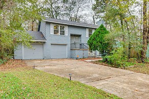 3 Mi to The Woodlands: Warm & Welcoming Home!