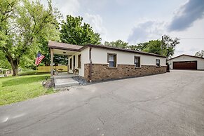 1 Mi to IU: Hoosier Home w/ Fire Pit & Fenced Yard
