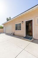 Elegant Retreat Modern Comforts Prime Location