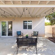 Elegant Retreat Modern Comforts Prime Location