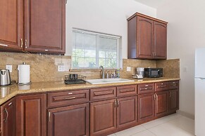 Elegant Retreat Modern Comforts Prime Location