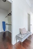 Elegant Retreat Modern Comforts Prime Location