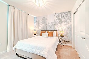 16239 7BR Stunning Home For Your Family Vacation