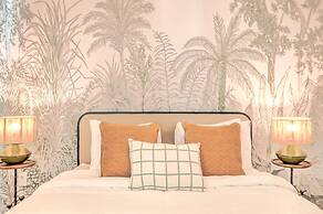 16239 7BR Stunning Home For Your Family Vacation