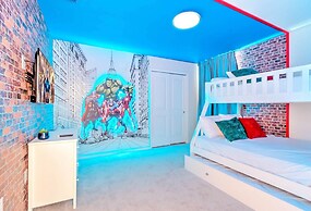 16239 7BR Stunning Home For Your Family Vacation