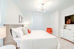 16239 7BR Stunning Home For Your Family Vacation