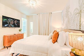 16239 7BR Stunning Home For Your Family Vacation