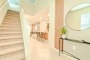 16239 7BR Stunning Home For Your Family Vacation