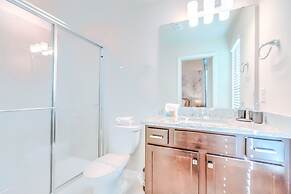 16239 7BR Stunning Home For Your Family Vacation