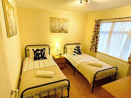 1b-sleeps4-freeparking-pets-wifi-london