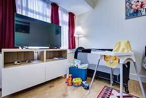1 Bed Apartment - Sleeps 4 - Pets - Free Parking