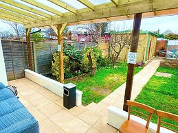 1b-sleeps4-freeparking-pets-wifi-london